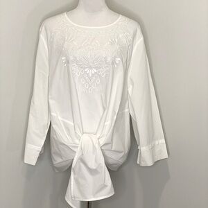 Calessa Tie Front Embroidered, Wide 3/4 Sleeves Flowing Top. Sz XL